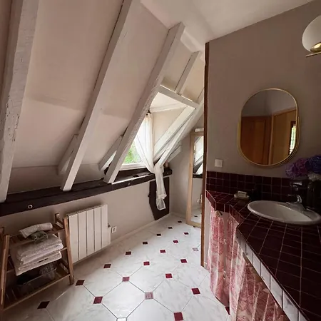 Maison Le Grand Saule Couette-café *